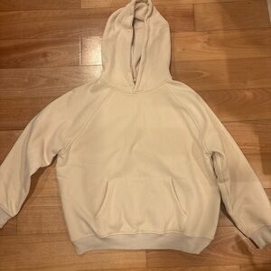 Women’s medium cream amazon hoodie